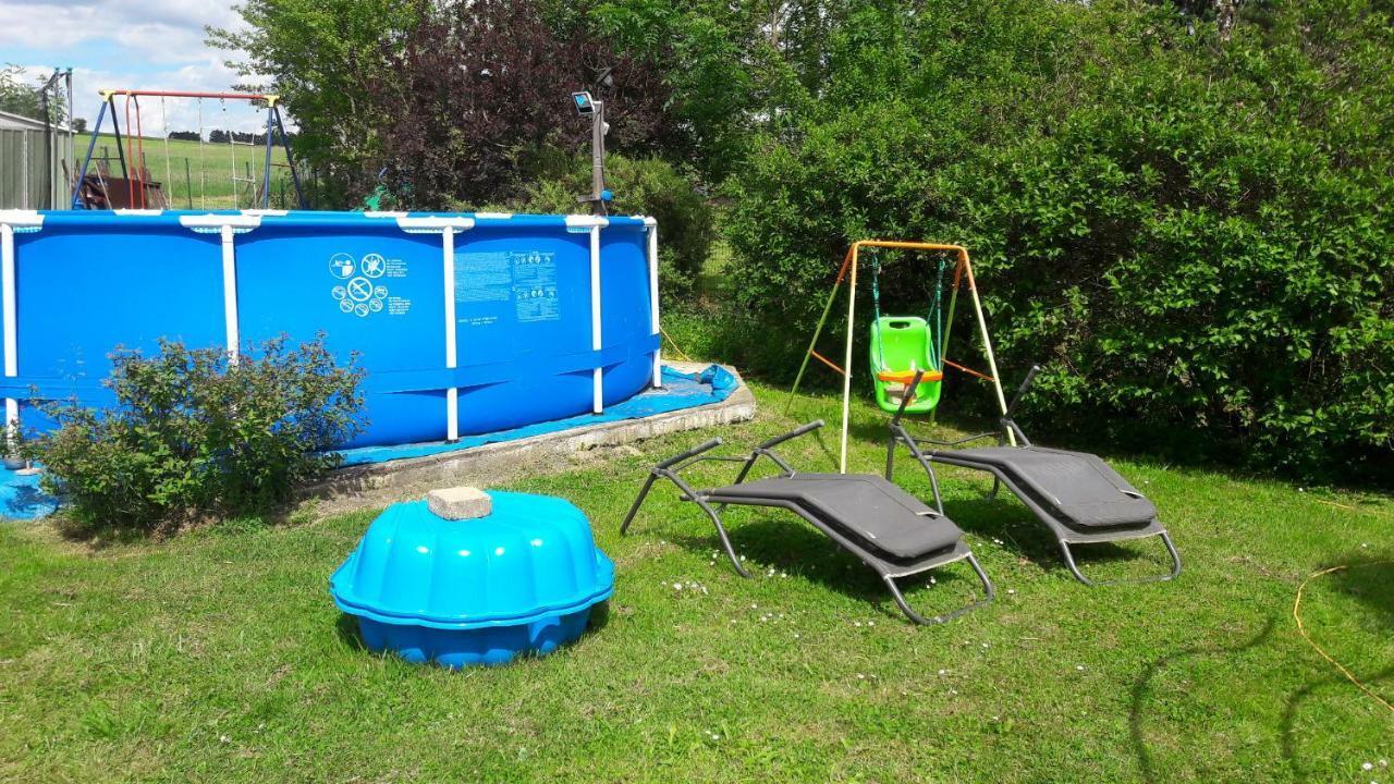 Vakantiestudio Ciney Chapois Екстериор снимка