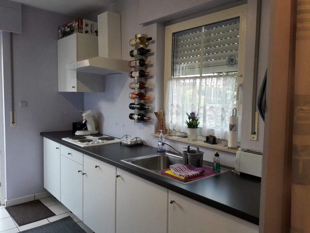 Vakantiestudio Ciney Chapois Екстериор снимка